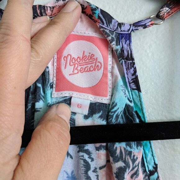 (Nookie) Beach Floral Romper Jumpsuit 6 - Picture 3 of 9